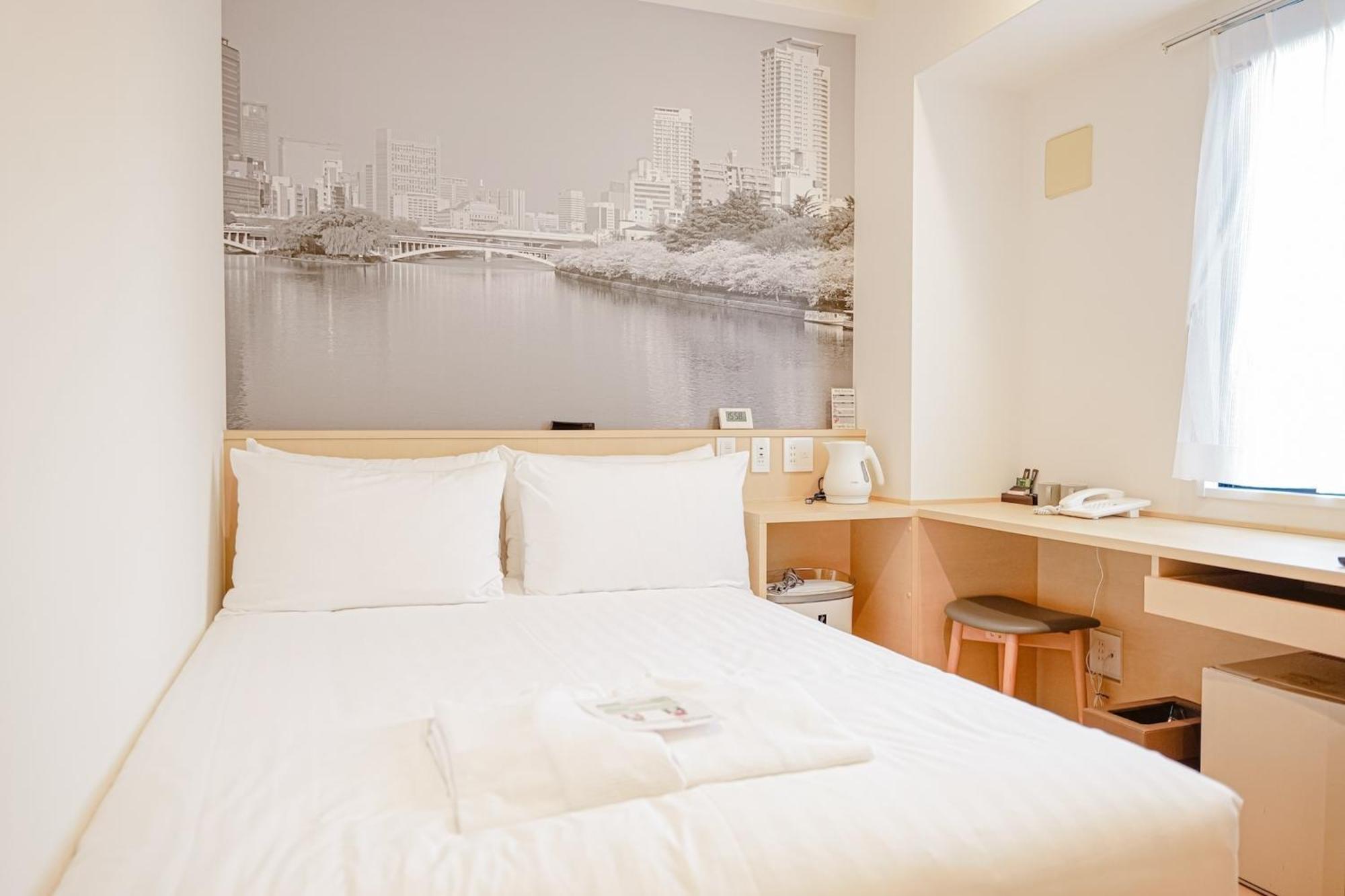 Travelodge Honmachi Osaka Exterior photo