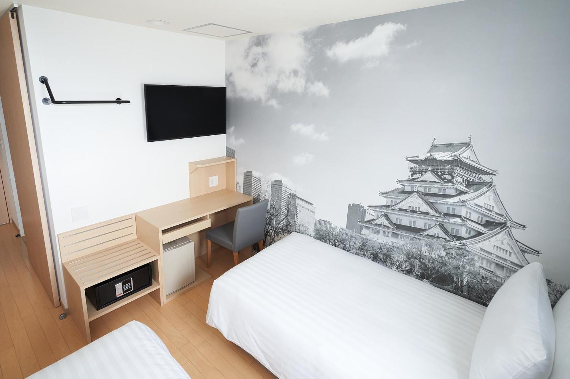 Travelodge Honmachi Osaka Exterior photo